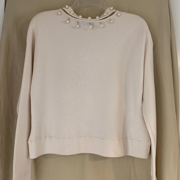 Alice + Olivia cream sweater with pearl accented neckline - Picture 4 of 6